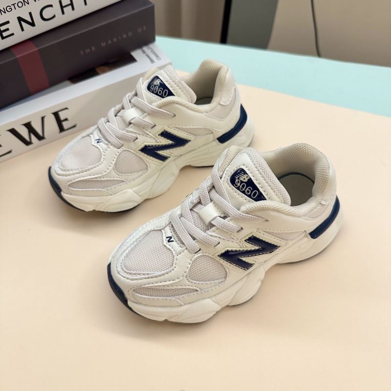 NEW BALANCE SHOES